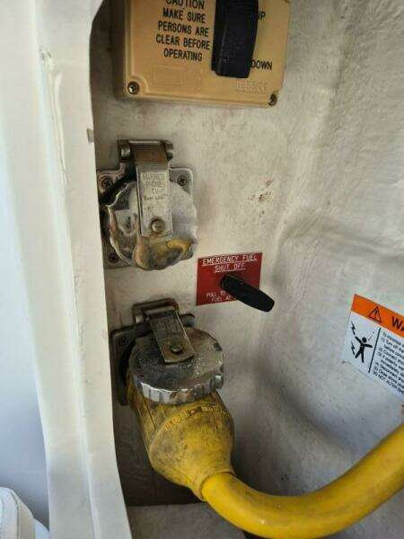 40ft Riviera Yacht For Sale