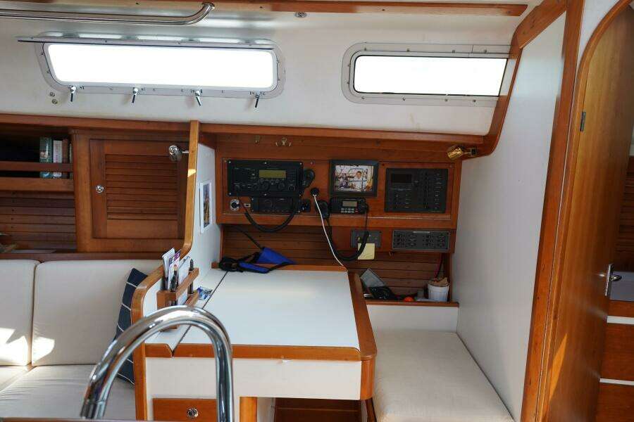 Arcadia 42ft J Boats Yacht For Sale