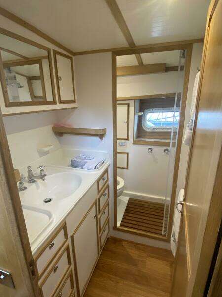 TINA 62ft Lyman Morse Yacht For Sale