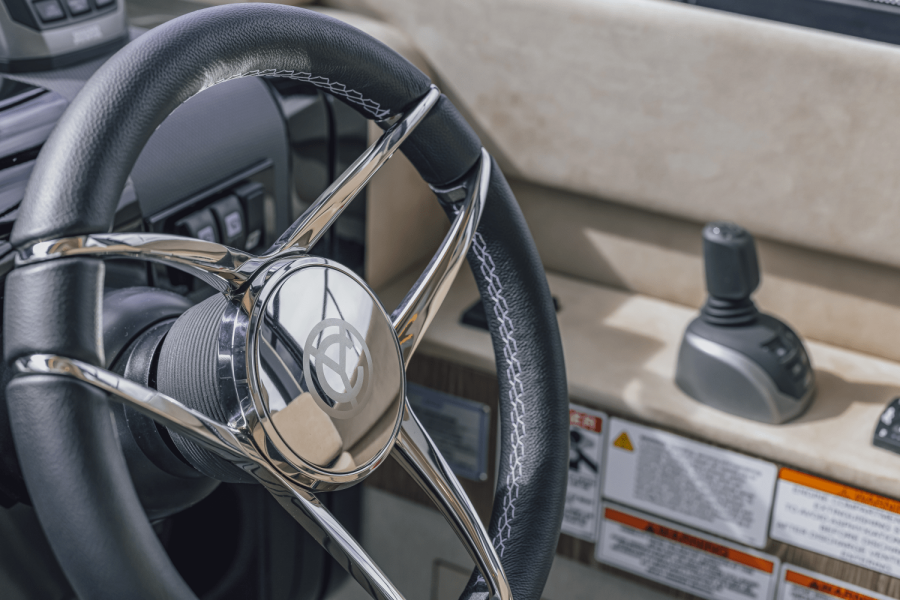 57ft Cruisers Yachts Yacht For Sale