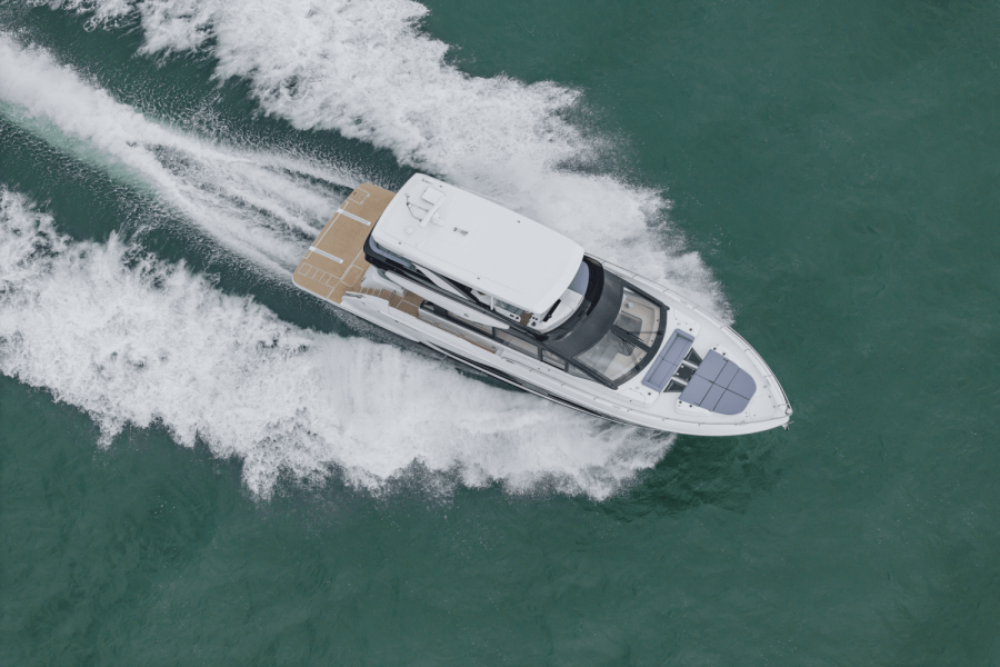 57ft Cruisers Yachts Yacht For Sale