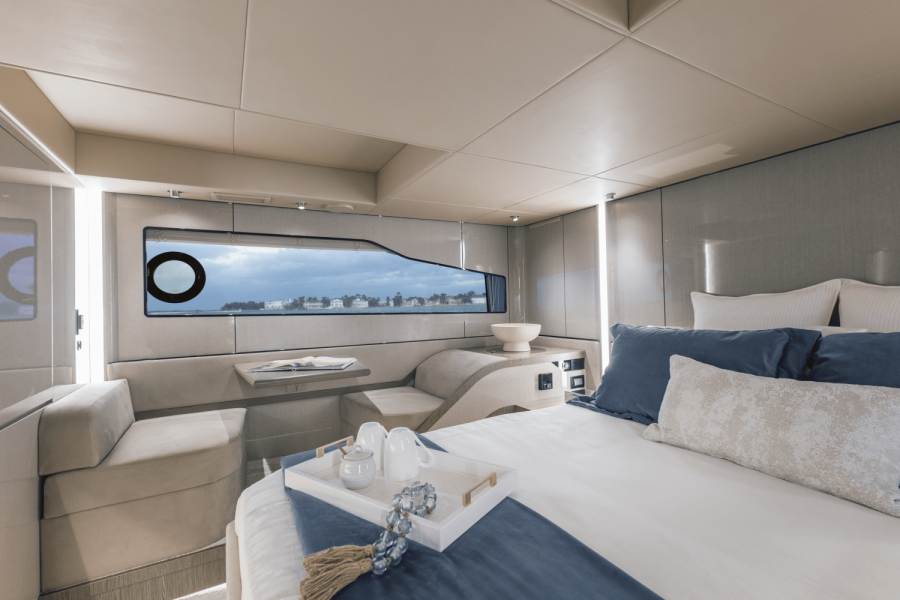 57ft Cruisers Yachts Yacht For Sale