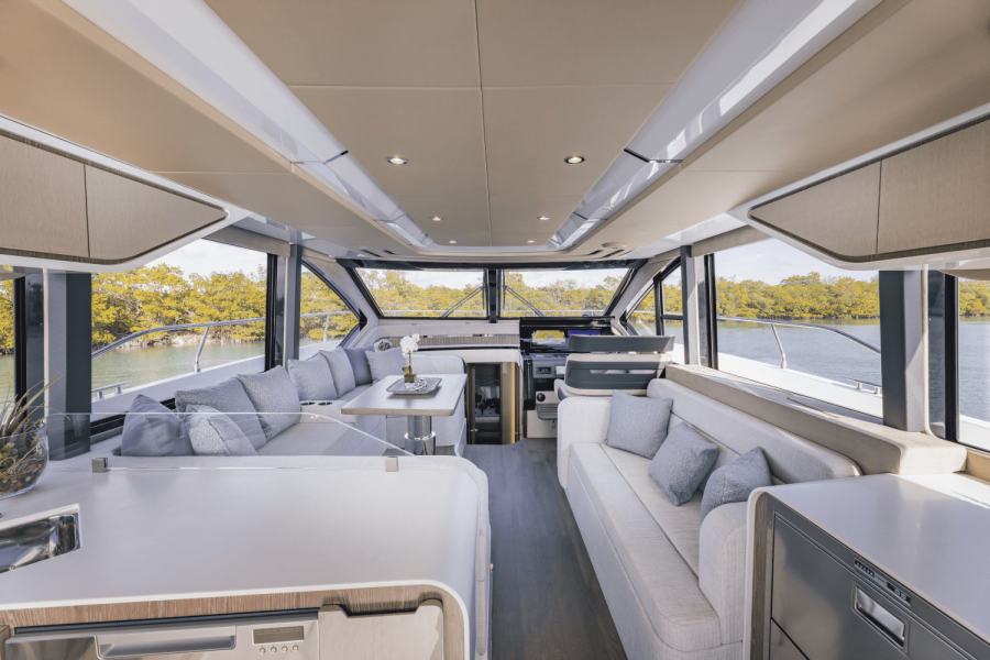 57ft Cruisers Yachts Yacht For Sale