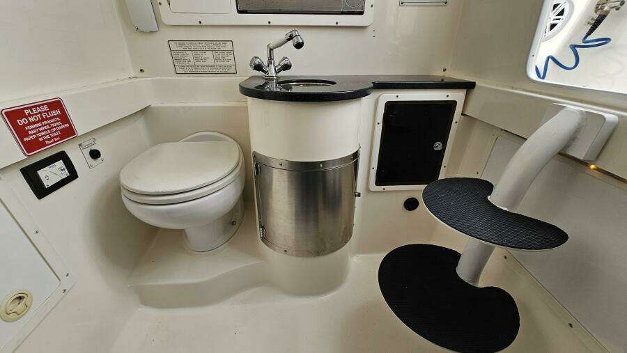 Redemption 34ft Regulator Yacht For Sale