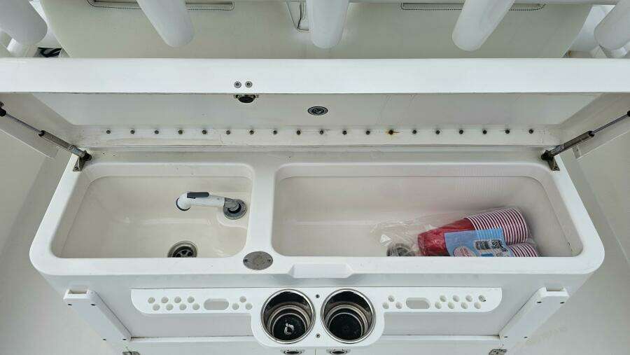 Redemption 34ft Regulator Yacht For Sale