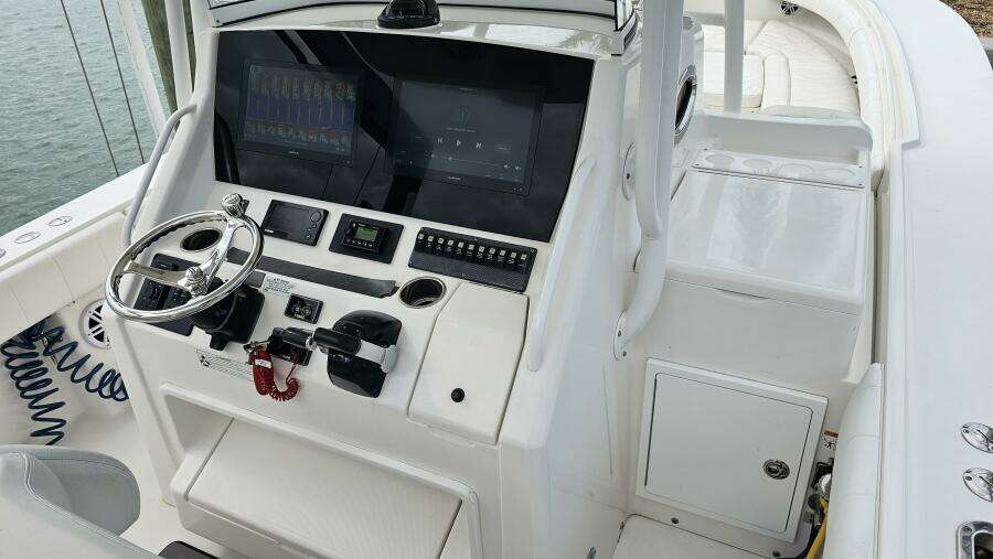 Redemption 34ft Regulator Yacht For Sale