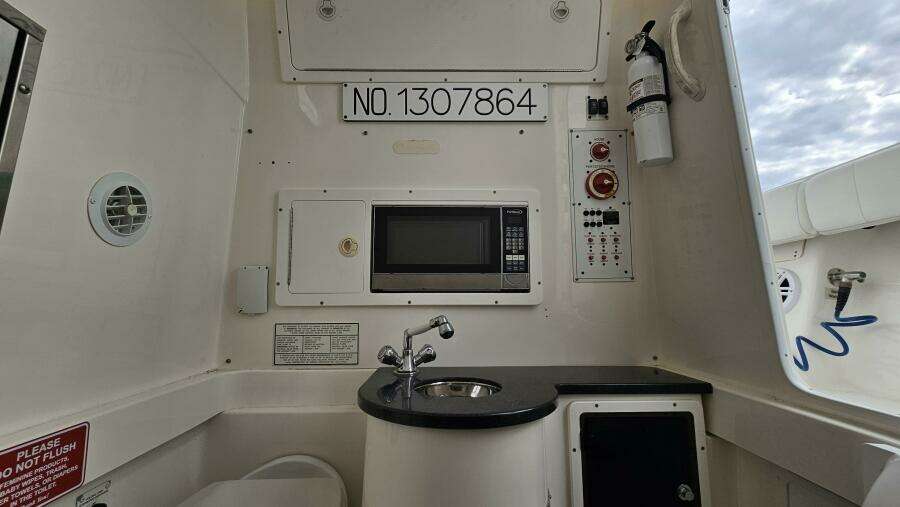 Redemption 34ft Regulator Yacht For Sale