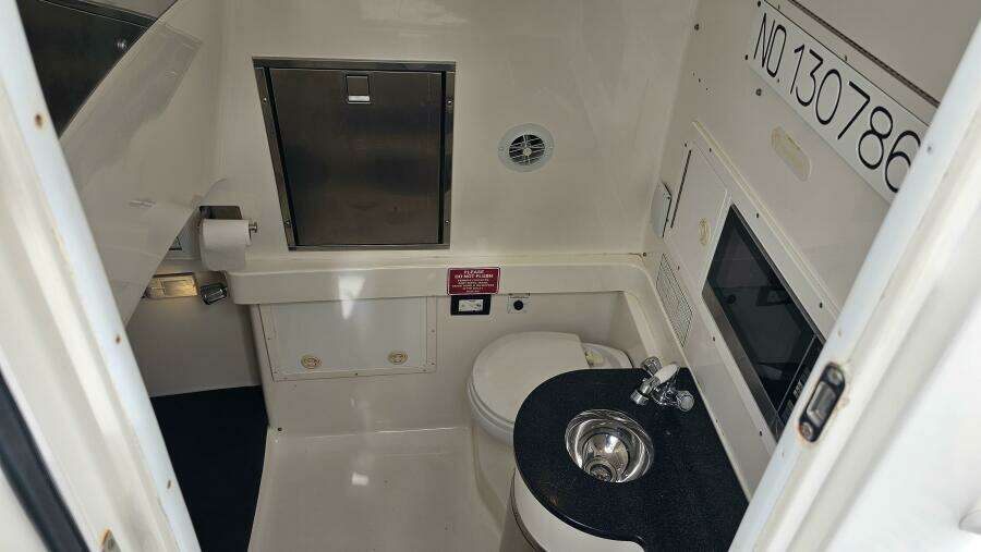 Redemption 34ft Regulator Yacht For Sale