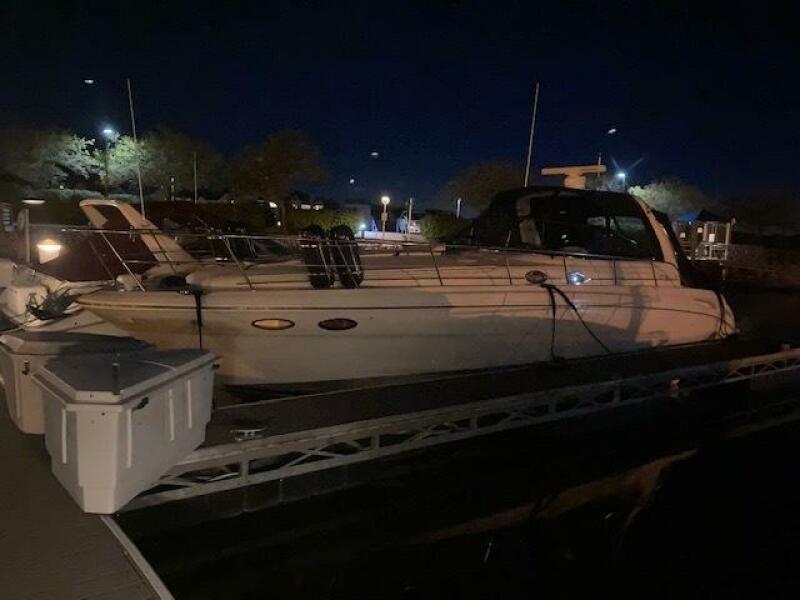 38' 2001 Sea Ray 380 Sundancer