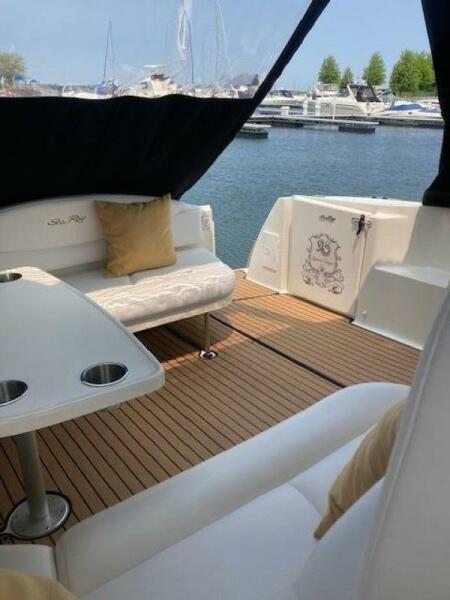 38' 2001 Sea Ray 380 Sundancer