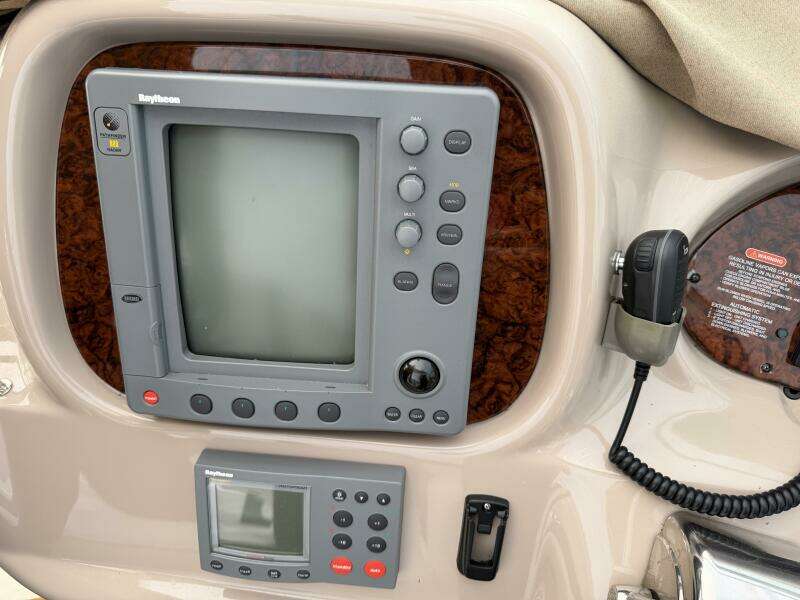 Lyman Zerga 38ft Sea Ray Yacht For Sale