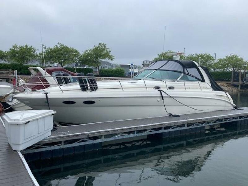38' 2001 Sea Ray 380 Sundancer