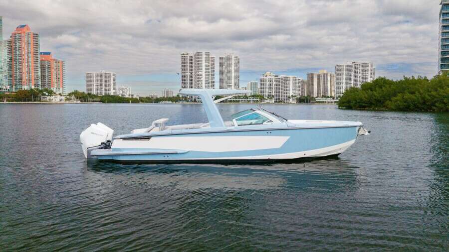 34ft Aviara Yacht For Sale