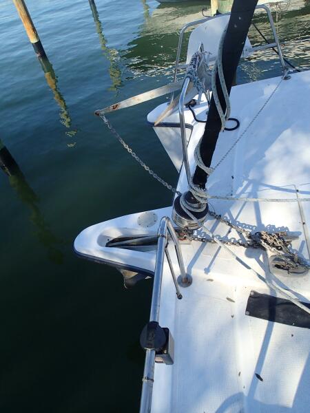 34' 2004 Gemini 105MC