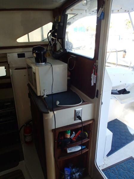 34' 2004 Gemini 105MC