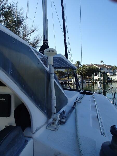 34' 2004 Gemini 105MC