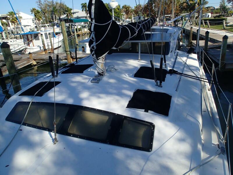 34' 2004 Gemini 105MC