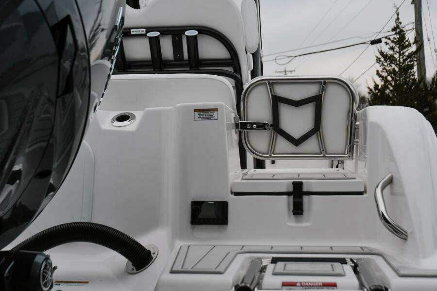 22ft Sea Fox Yacht For Sale