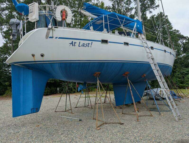 At Last 55ft Tayana Yacht For Sale
