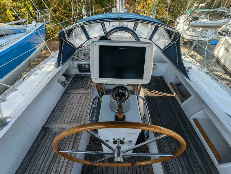 At Last 55ft Tayana Yacht For Sale