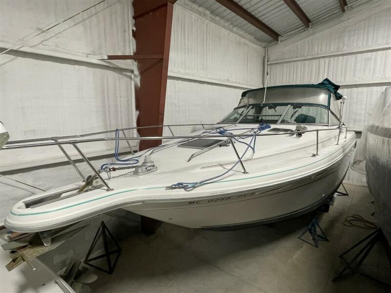 30' 1993 Sea Ray 300 Weekender