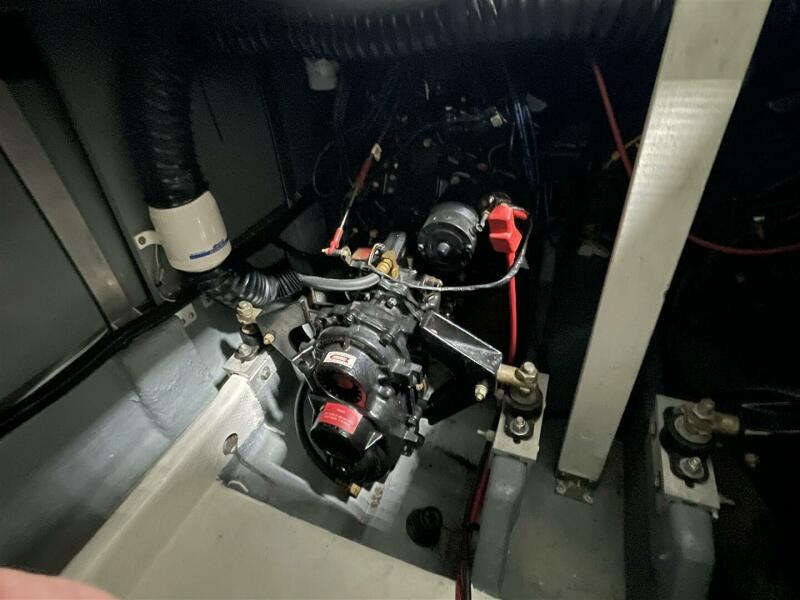 30' 1993 Sea Ray 300 Weekender