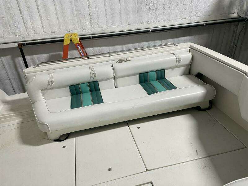 Patriot 30ft Sea Ray Yacht For Sale