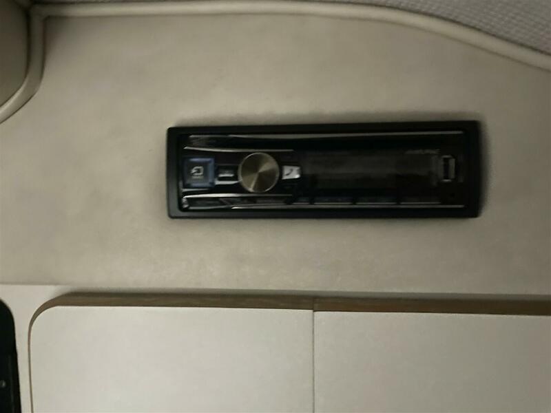 30' 1993 Sea Ray 300 Weekender