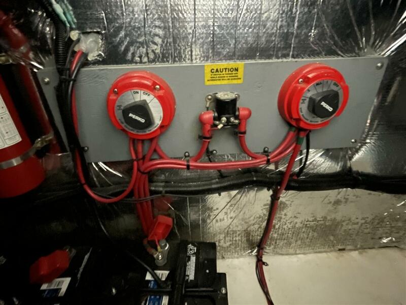 30' 1993 Sea Ray 300 Weekender