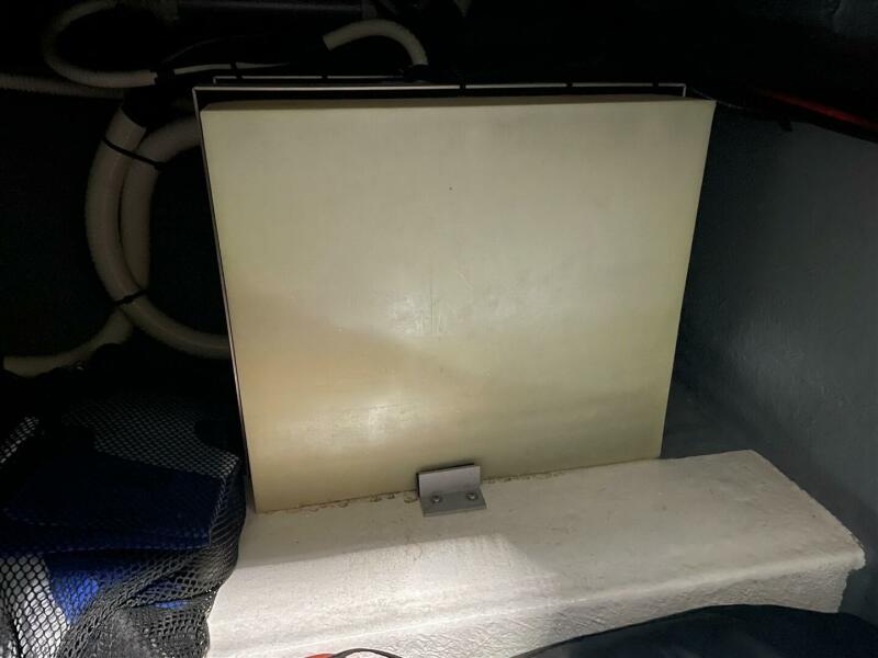 30' 1993 Sea Ray 300 Weekender