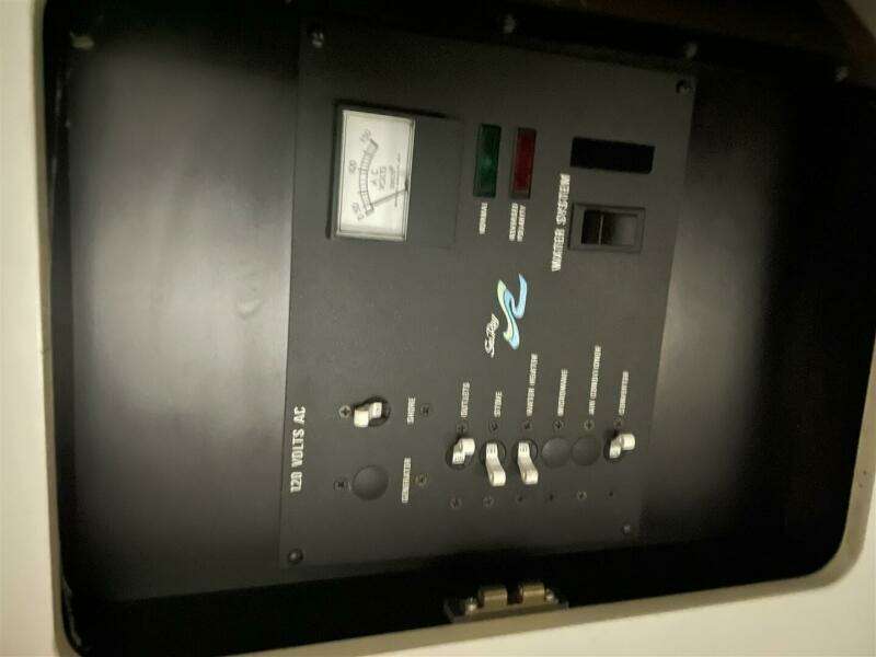 Patriot 30ft Sea Ray Yacht For Sale