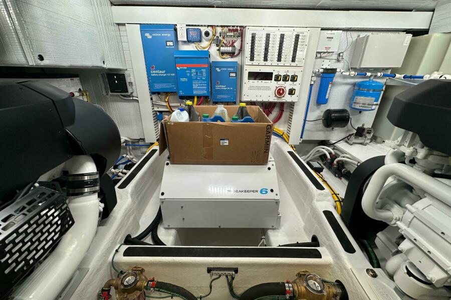 48' 2025 Sabre 48 Salon Express