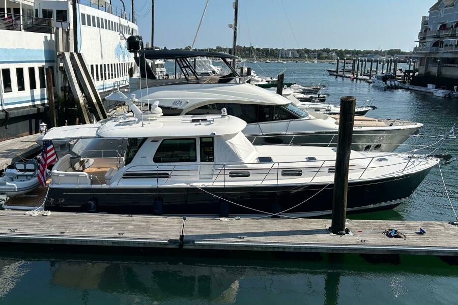 48' 2025 Sabre 48 Salon Express