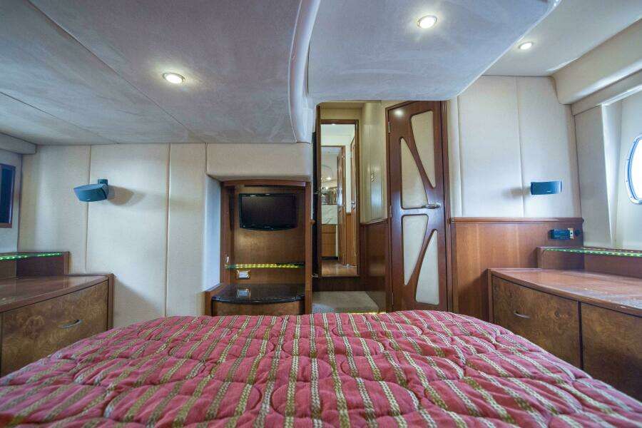 Silverton 52 - Immersed - 