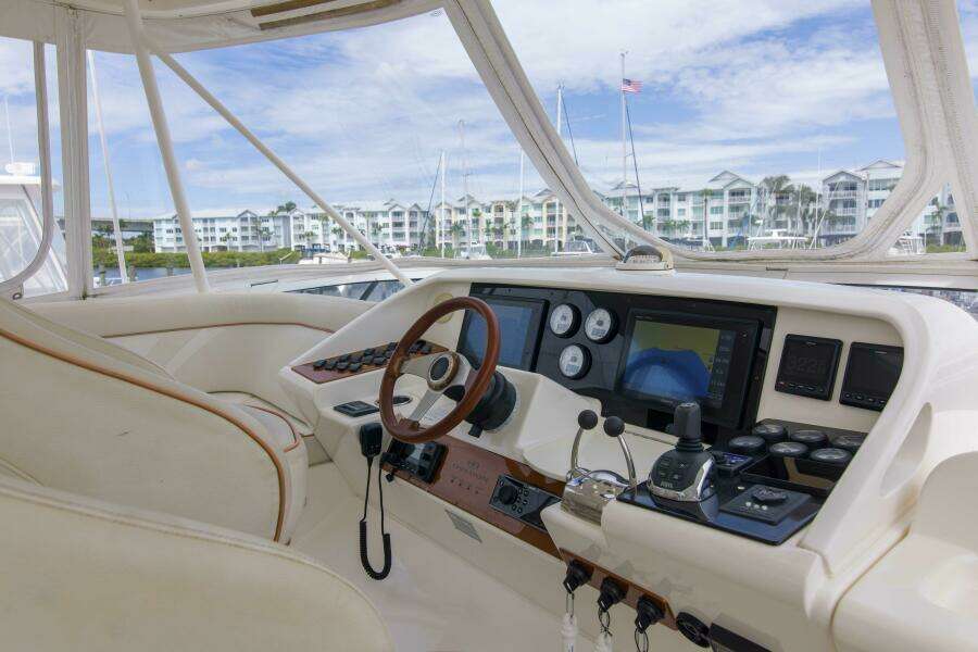 Silverton 52 - Immersed - 