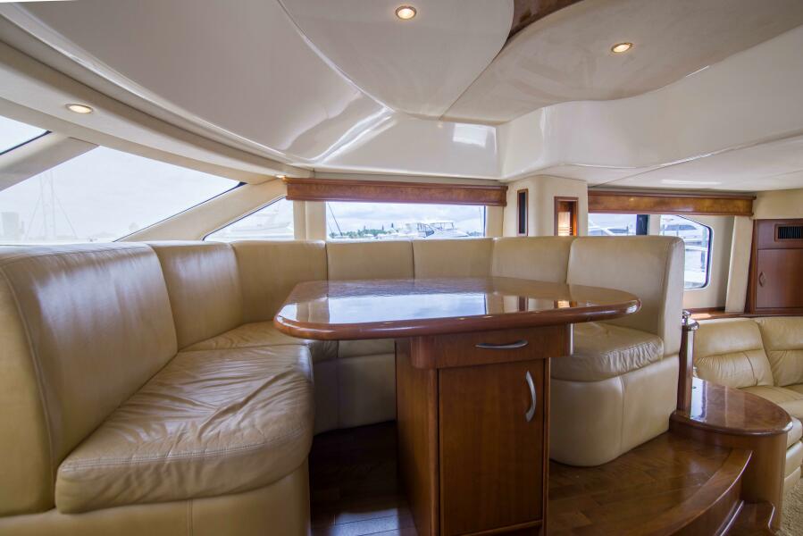 52' 2009 Silverton Ovation