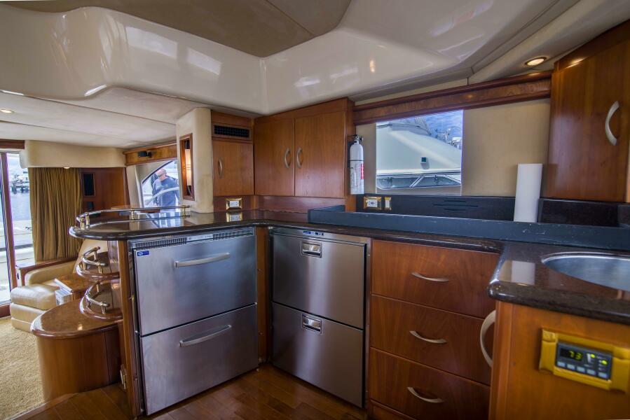 52' 2009 Silverton Ovation