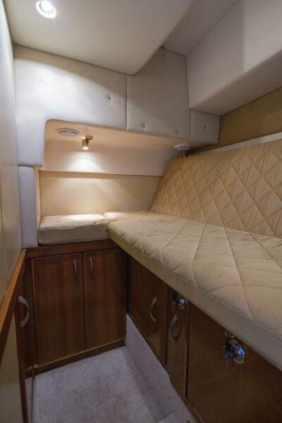 52' 2009 Silverton Ovation