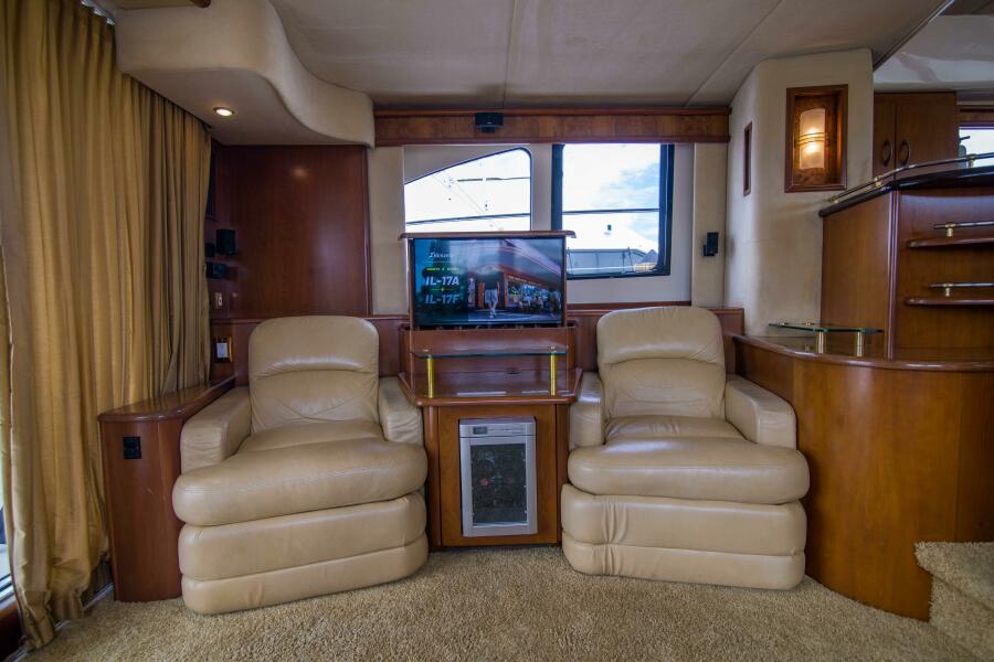 52' 2009 Silverton Ovation
