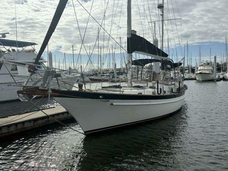 1983 Vagabond 42 Ketch