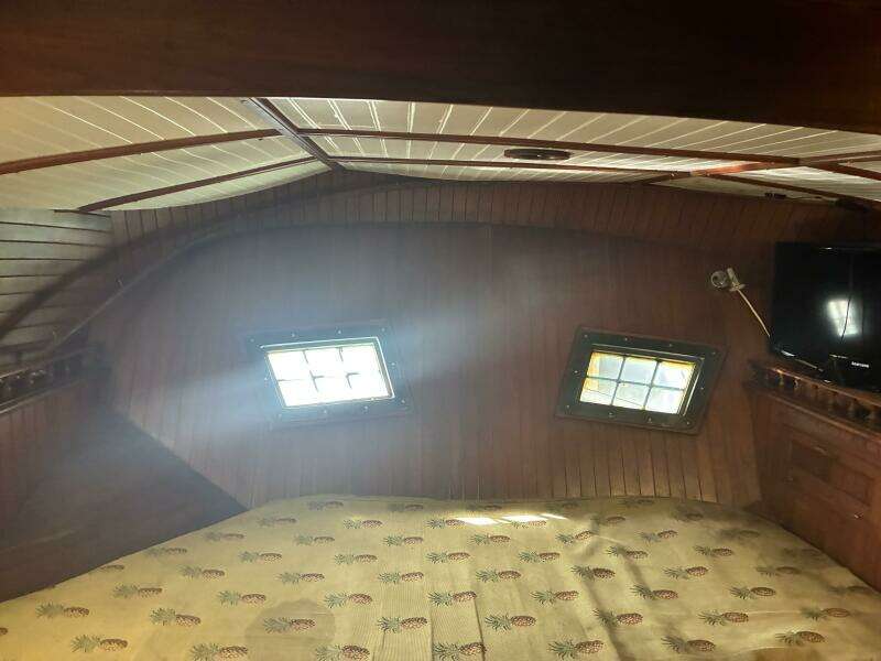 1983 Vagabond 42 Ketch