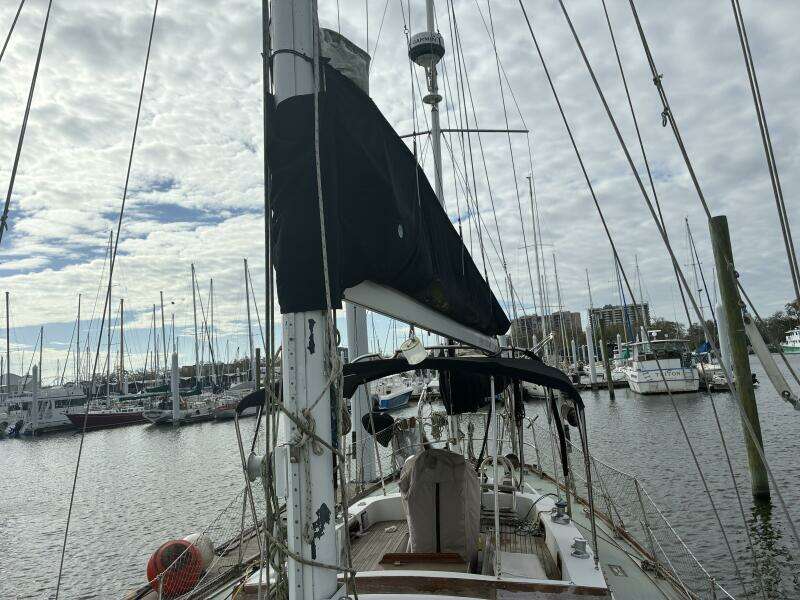 1983 Vagabond 42 Ketch
