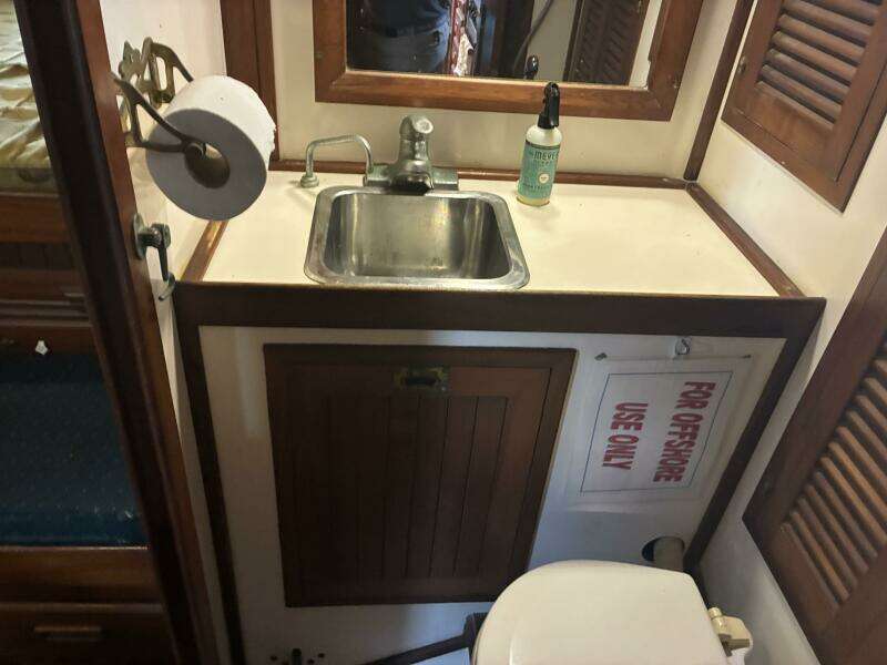 1983 Vagabond 42 Ketch