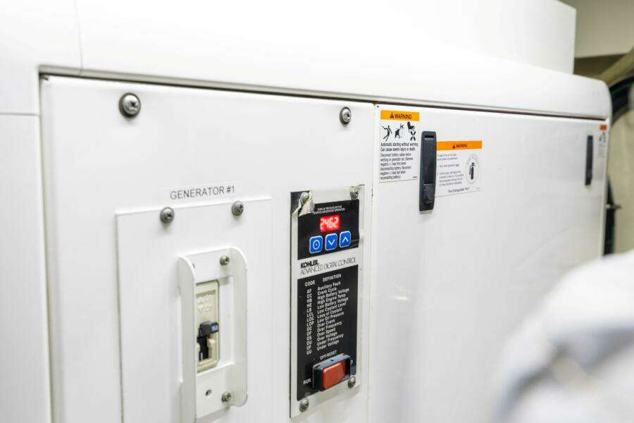 PUROSANGUE 86ft Riva Yacht For Sale