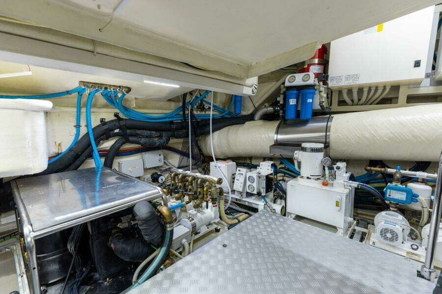 PUROSANGUE 86ft Riva Yacht For Sale