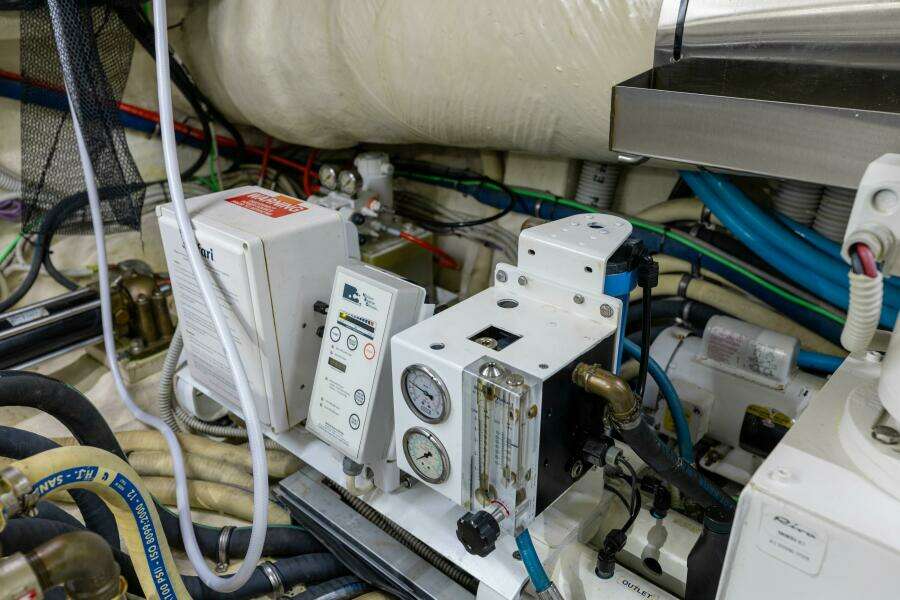 PUROSANGUE 86ft Riva Yacht For Sale