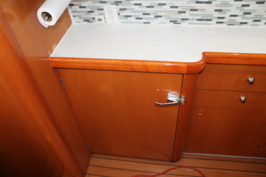 43' 2004 Lagoon 43 Power Cat