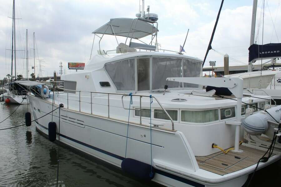 Cadence 43ft Lagoon Yacht For Sale