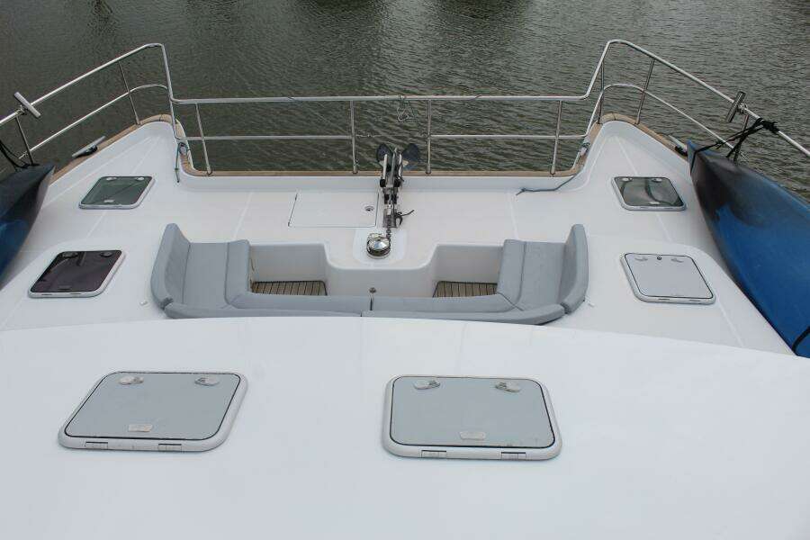 Cadence 43ft Lagoon Yacht For Sale