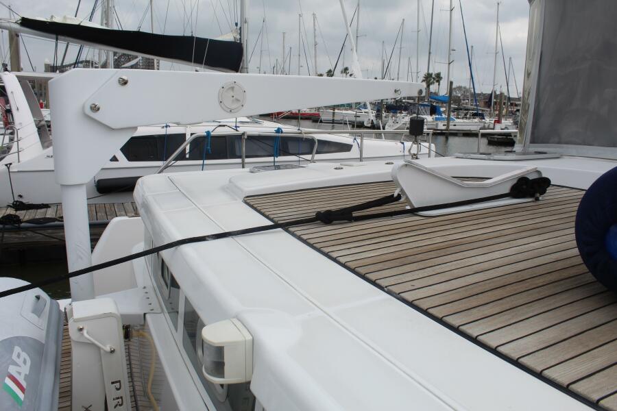 43' 2004 Lagoon 43 Power Cat